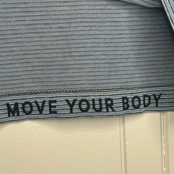 Lululemon Swiftly Tech 2.0 race length in blue/black/gray stripes - Picture 7 of 10